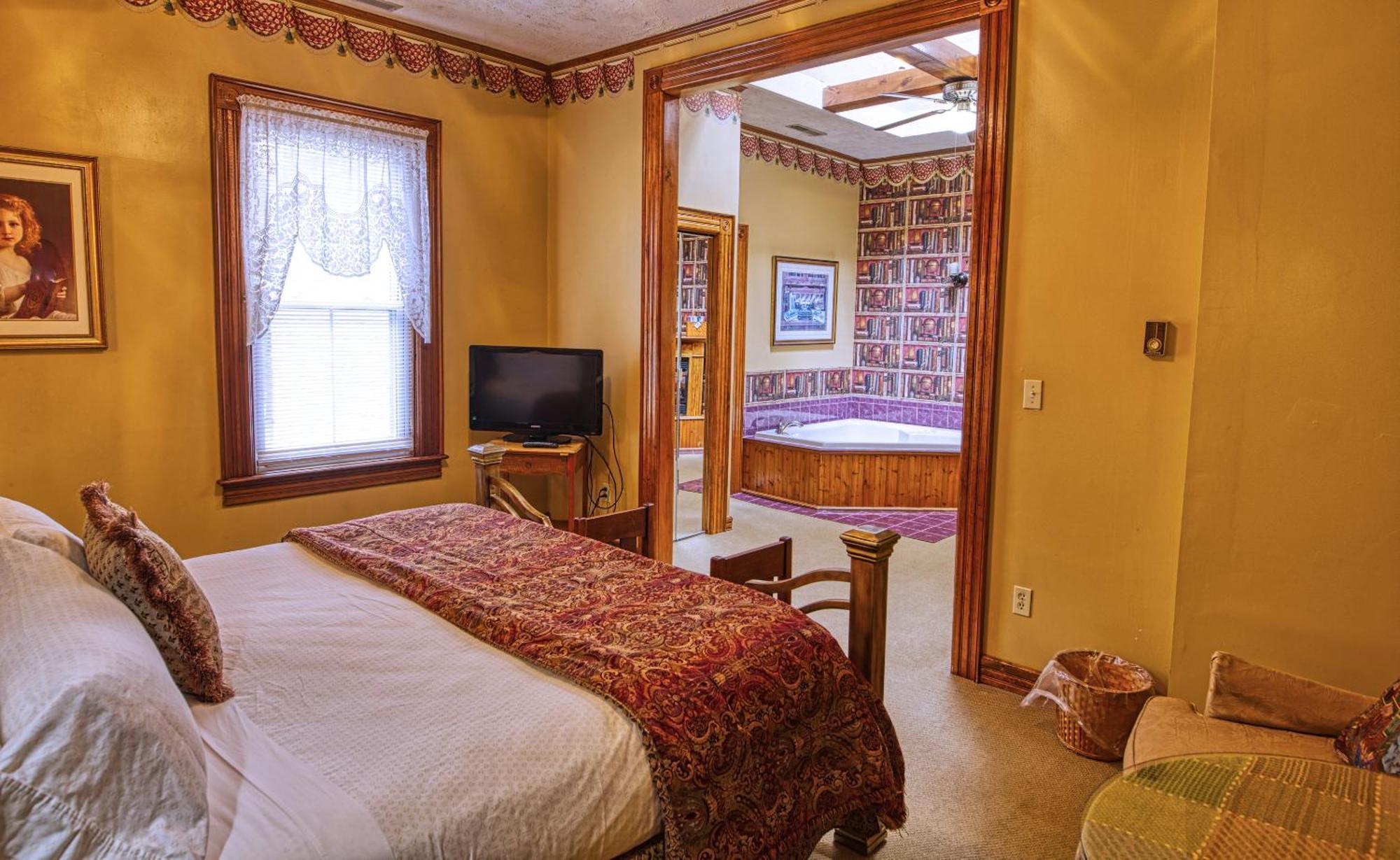 Rockwell Falls Inn And Wine Bar Lake Luzerne Phòng bức ảnh