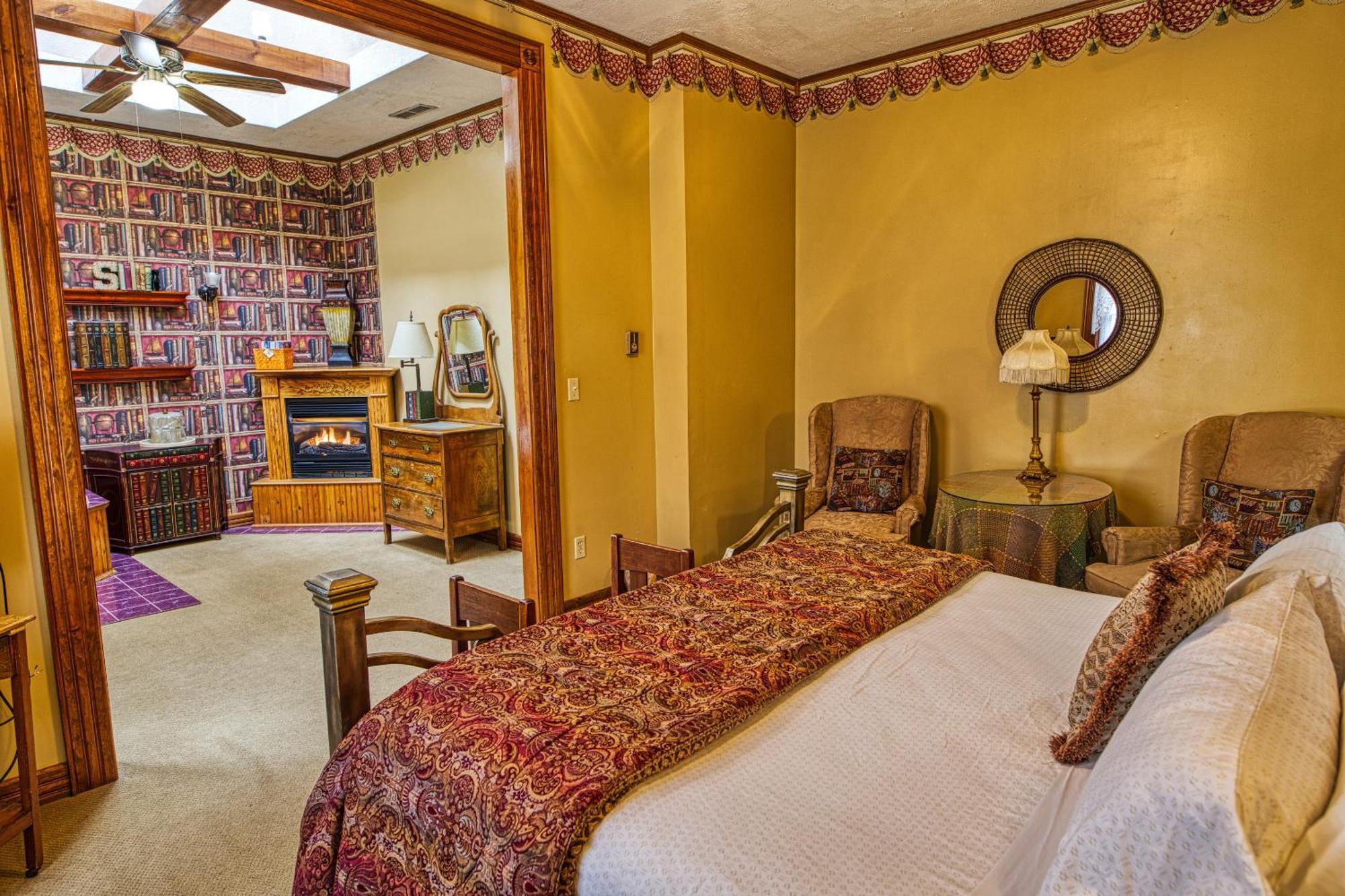 Rockwell Falls Inn And Wine Bar Lake Luzerne Phòng bức ảnh