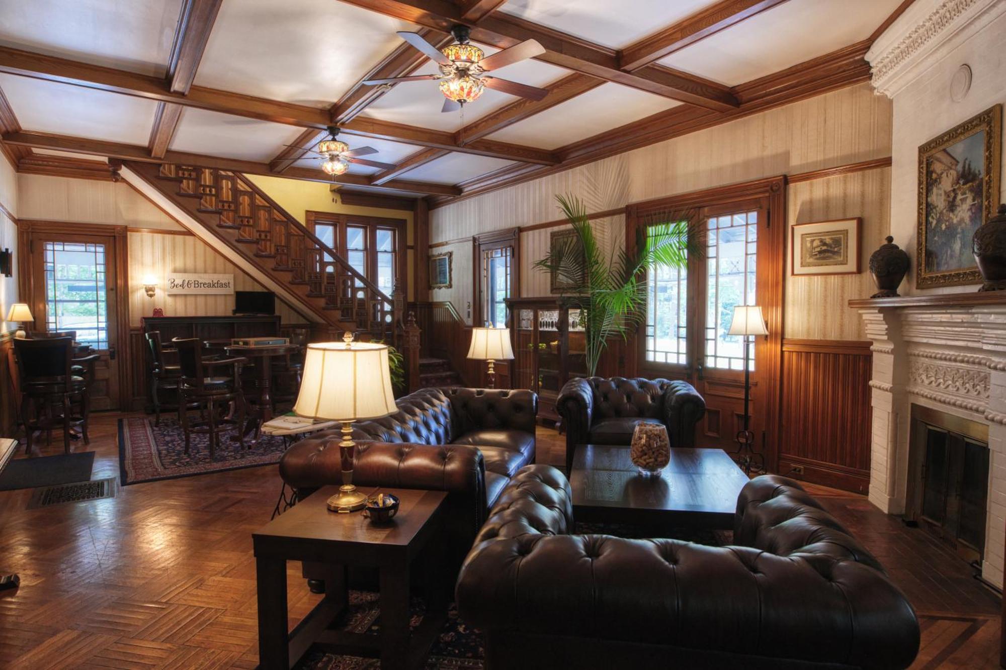 Rockwell Falls Inn And Wine Bar Lake Luzerne Ngoại thất bức ảnh